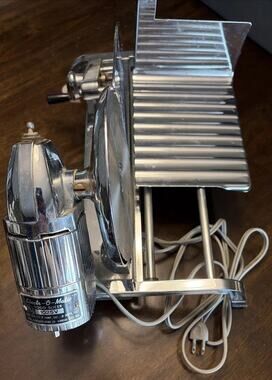 Vintage Rival Electr-O-Matic Food/Meat Slicer Model 1025V-1 Hunting Deer Chrome
